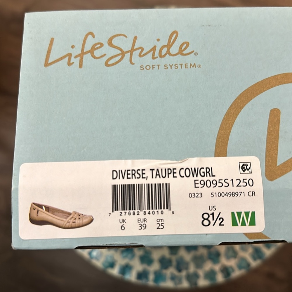 NWB LifeStride Women’s Flats Side 8.5 Wide - Picture 8 of 8